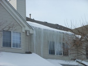 Ice dam build-up in Minneapolis, MN